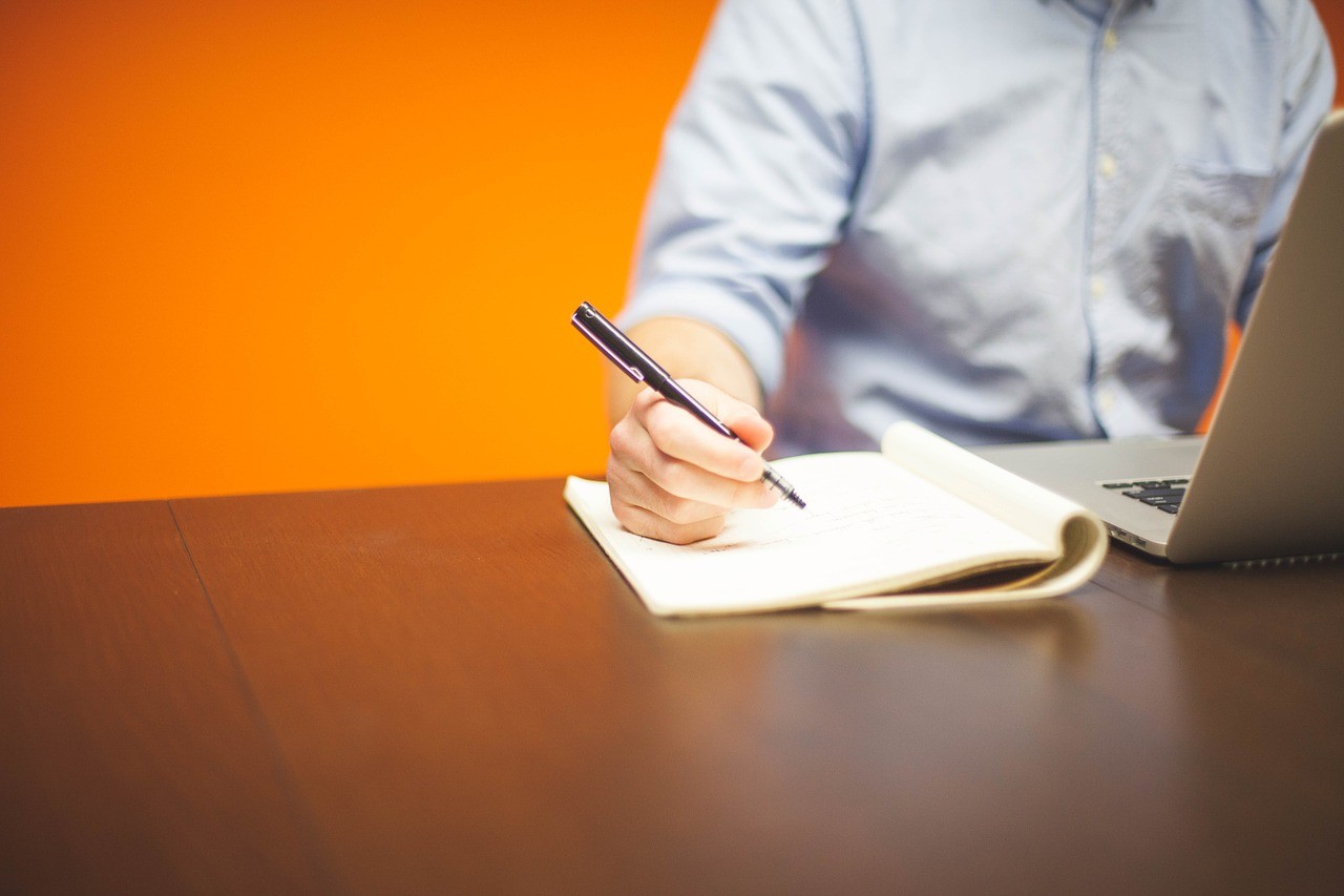 writing online custom professional written essay service