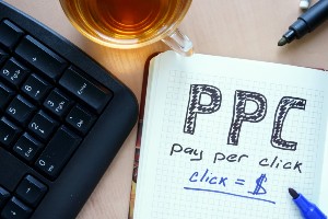 What is the difference between PPC and SEO?